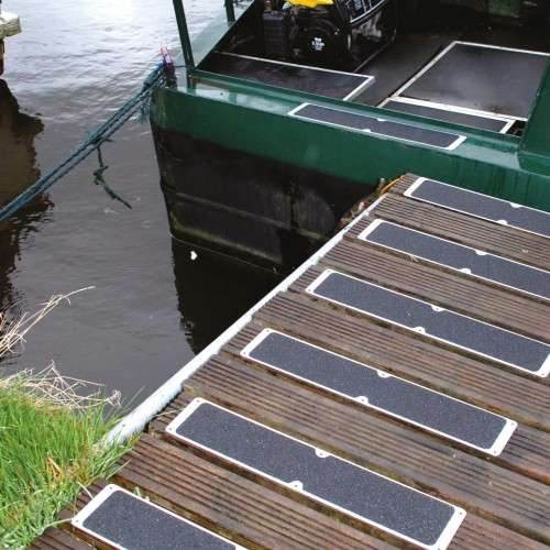  - Stainless Steel Treadplates - Treadplates